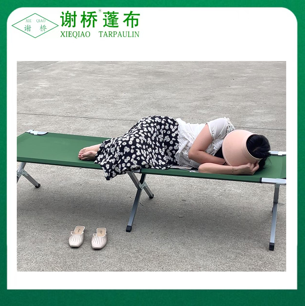 折りたたみキャンプベッド